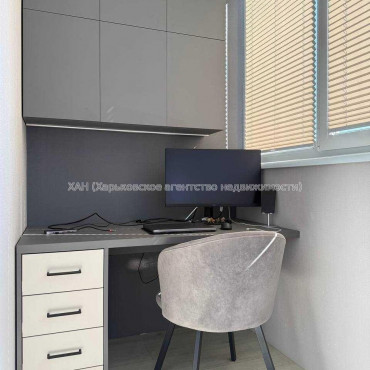 Продам квартиру, Героев Харькова просп. , 1 кім., 49 м², авторский дизайн 