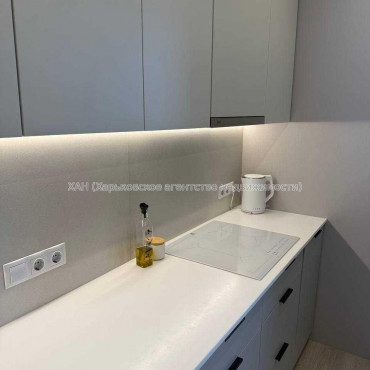 Продам квартиру, Героев Харькова просп. , 1 кім., 49 м², авторский дизайн 
