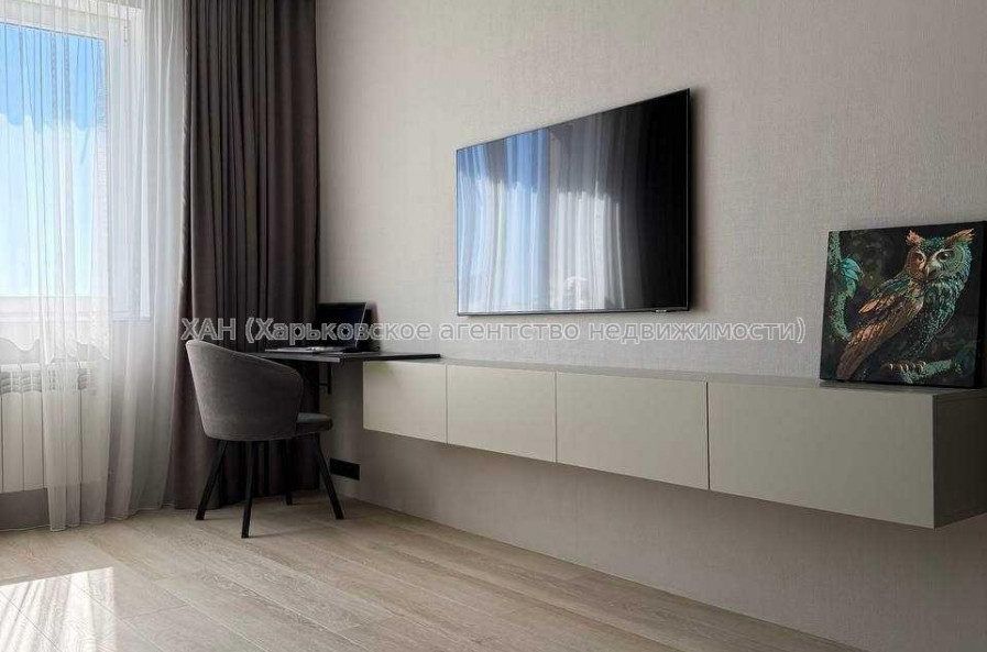 Продам квартиру, Героев Харькова просп. , 1 кім., 49 м², авторский дизайн 
