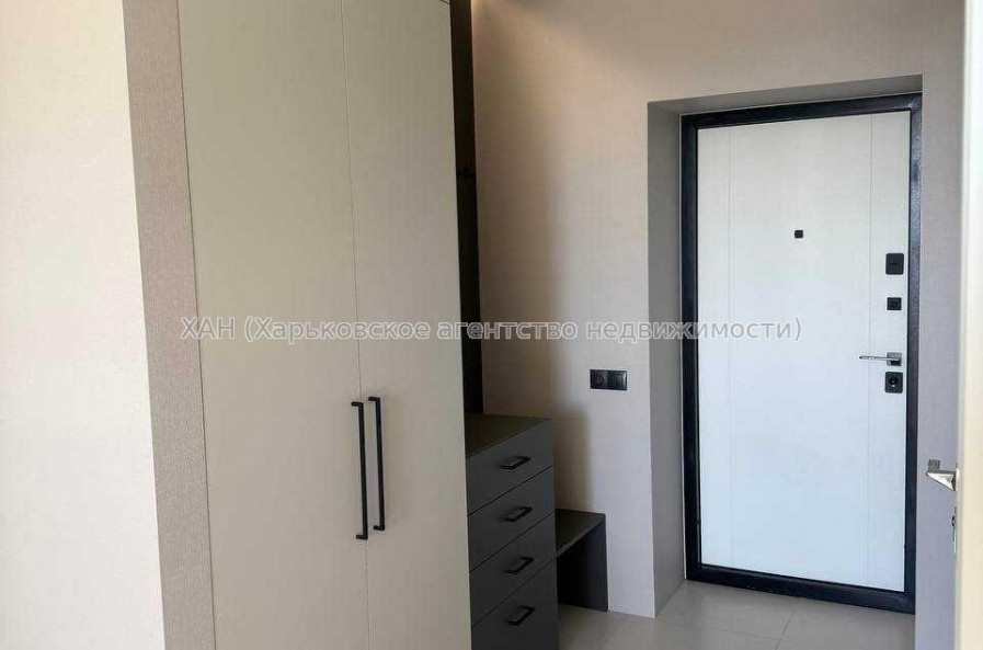 Продам квартиру, Героев Харькова просп. , 1 кім., 49 м², авторский дизайн 