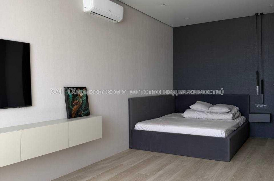 Продам квартиру, Героев Харькова просп. , 1 кім., 49 м², авторский дизайн 