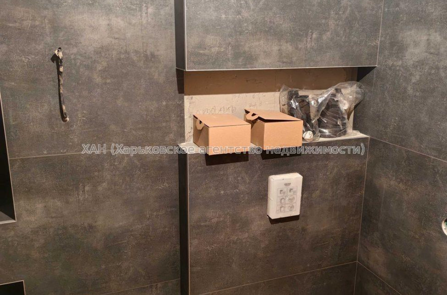 Продам квартиру, Лисаветинская ул. , 3  ком., 97 м², евроремонт 