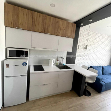 Продам квартиру, Чигирина ул. , 1 кім., 23 м², евроремонт 