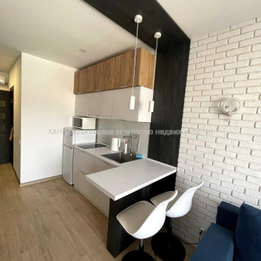 Продам квартиру, Чигирина ул. , 1 кім., 23 м², евроремонт 