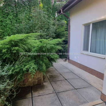 Продам будинок, Дмитрия Антоненко ул. , 95 м², 8 соток, евроремонт 