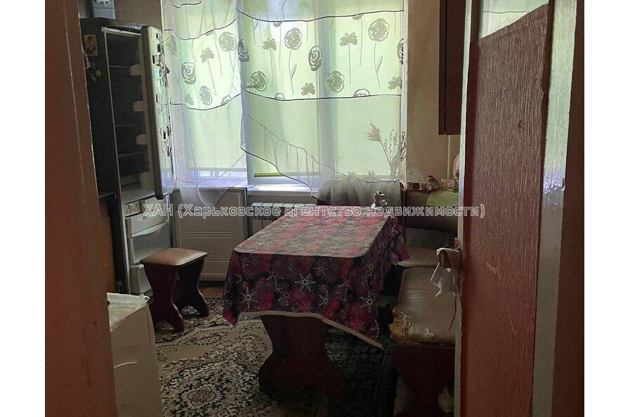 Продам квартиру, Михаила Комарова ул. , 2  ком., 45.80 м², косметический ремонт 