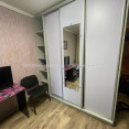 Продам квартиру, Михаила Комарова ул. , 2  ком., 45.80 м², косметический ремонт 