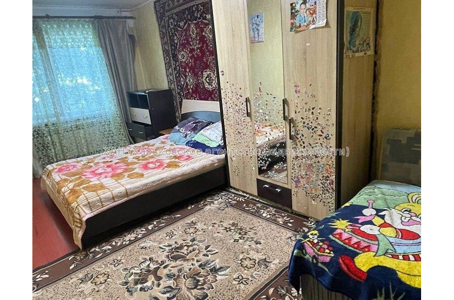 Продам квартиру, Михаила Комарова ул. , 2  ком., 45.80 м², косметический ремонт 