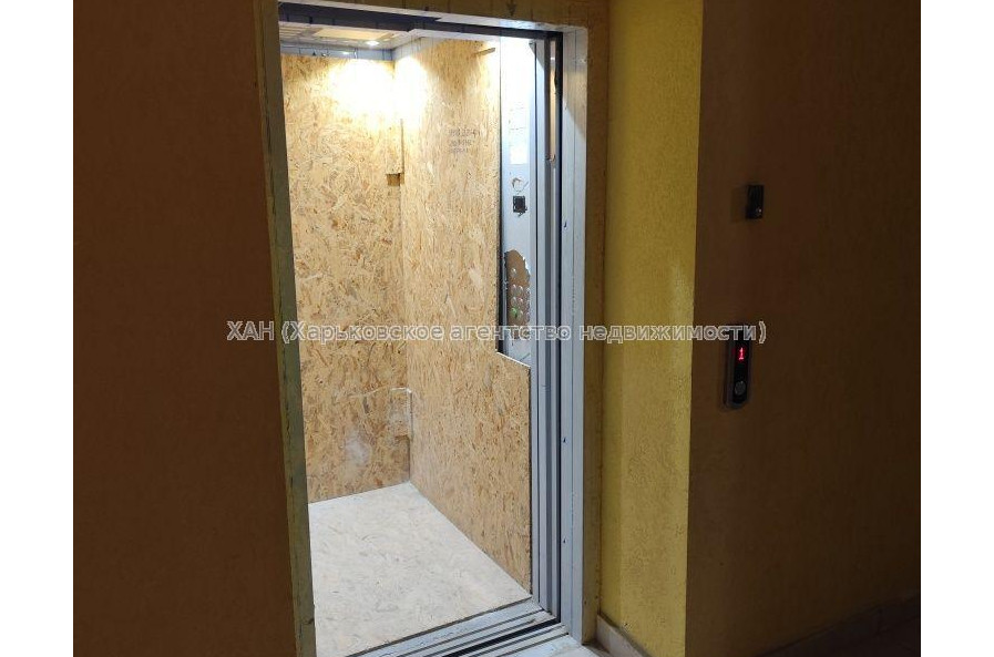 Продам квартиру, Шевченко ул. , 1 кім., 40 м², частичный ремонт 