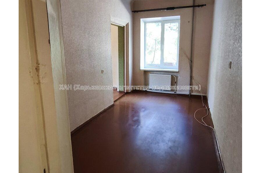 Продам квартиру, Ново-Баварский просп. , 4  ком., 66.10 м², косметический ремонт 
