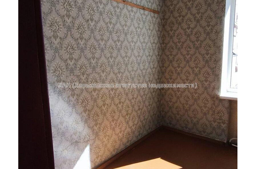 Продам квартиру, Ново-Баварский просп. , 4  ком., 66.10 м², косметический ремонт 