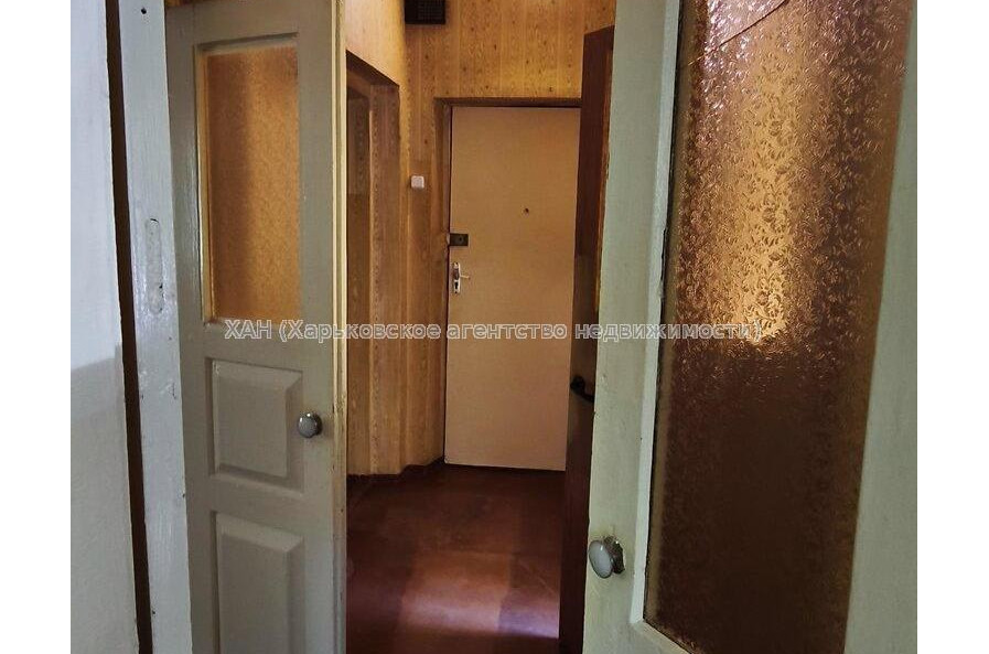 Продам квартиру, Ново-Баварский просп. , 4  ком., 66.10 м², косметический ремонт 