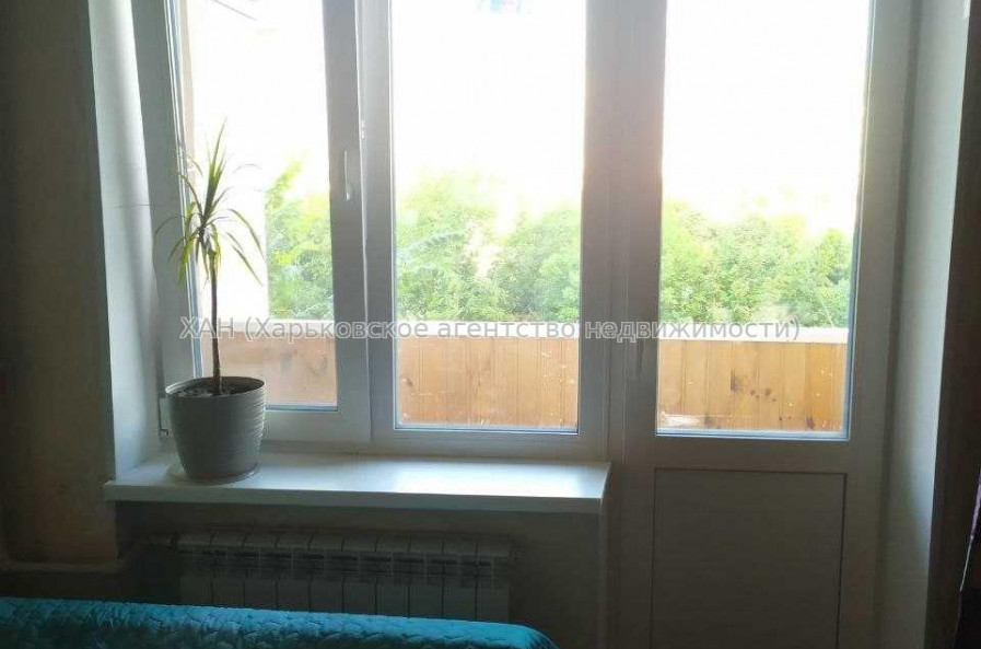 Продам квартиру, Ковтуна ул. , 1  ком., 40 м², евроремонт 