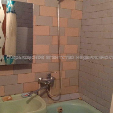 Продам квартиру, Ковтуна ул. , 1  ком., 40 м², евроремонт 