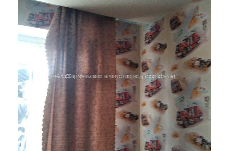 Продам квартиру, Александровский просп. , 1  ком., 17 м², косметический ремонт 