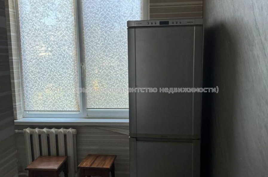 Продам квартиру, Космонавтов ул. , 1 кім., 28.60 м², косметический ремонт 