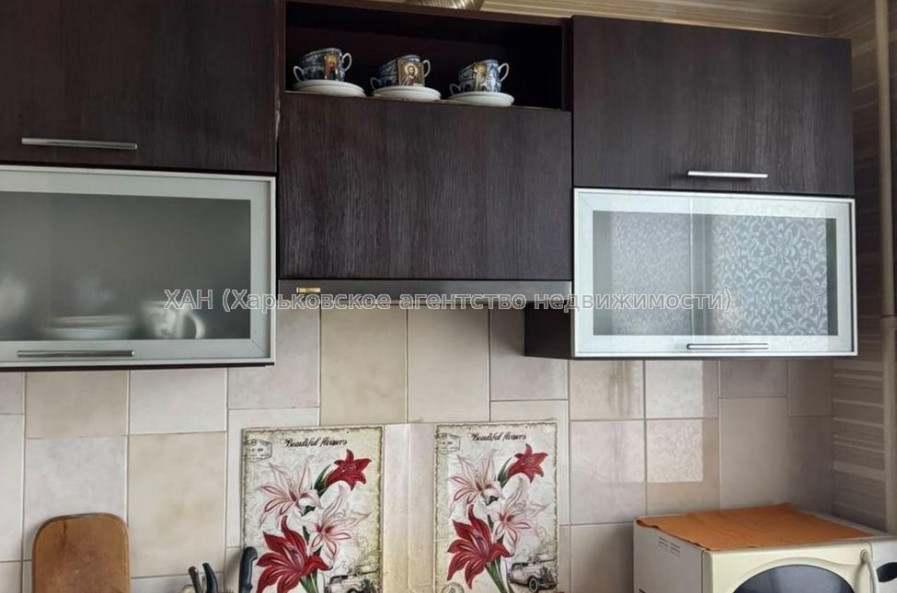 Продам квартиру, Космонавтов ул. , 1 кім., 28.60 м², косметический ремонт 