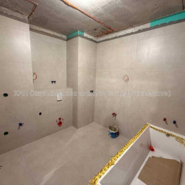 Продам квартиру, Льва Ландау просп. , 3 кім., 105 м², без отделочных работ