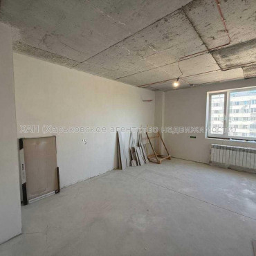 Продам квартиру, Льва Ландау просп. , 3 кім., 105 м², без отделочных работ 