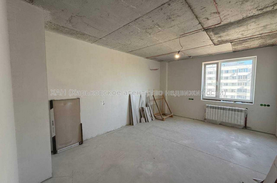 Продам квартиру, Льва Ландау просп. , 3 кім., 105 м², без отделочных работ 