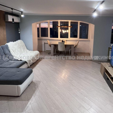 Продам квартиру, Клочковская ул. , 4 кім., 114 м², авторский дизайн 
