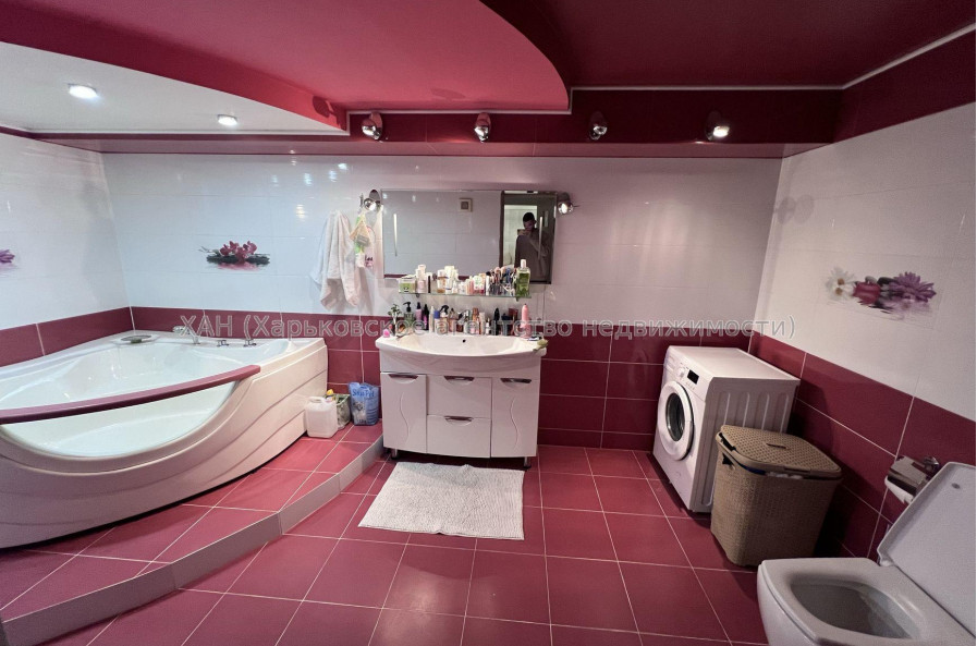 Продам квартиру, Клочковская ул. , 4 кім., 114 м², авторский дизайн 