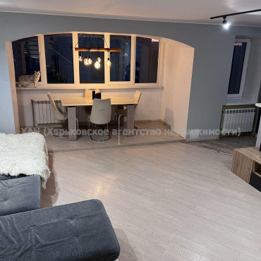 Продам квартиру, Клочковская ул. , 4 кім., 114 м², авторский дизайн 