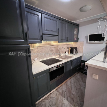 Продам квартиру, Клочковская ул. , 4 кім., 114 м², авторский дизайн 