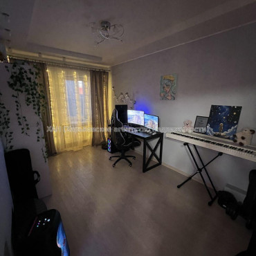 Продам квартиру, Клочковская ул. , 4 кім., 114 м², авторский дизайн 
