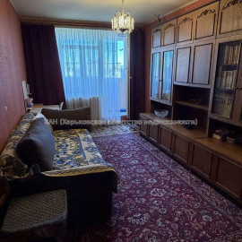 Продам квартиру, Валентиновская ул. , 3  ком., 66 м², косметический ремонт