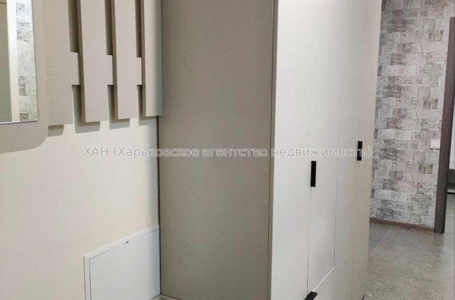 Продам квартиру, Льва Ландау просп. , 2  ком., 46 м², авторский дизайн 