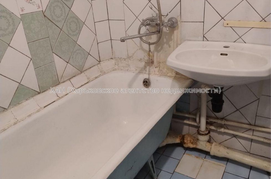 Продам квартиру, Северина Потоцкого ул. , 3 кім., 64.70 м², советский ремонт 