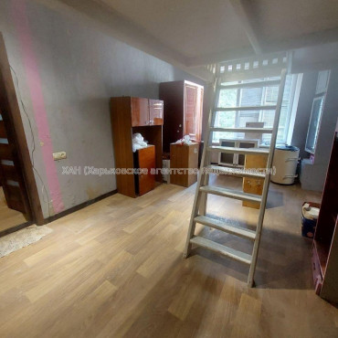 Продам квартиру, Мироносицкая ул. , 1  ком., 55.50 м², частичный ремонт 