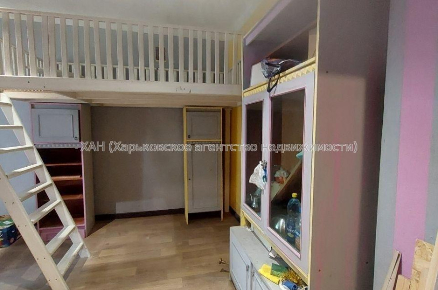 Продам квартиру, Мироносицкая ул. , 1  ком., 55.50 м², частичный ремонт 