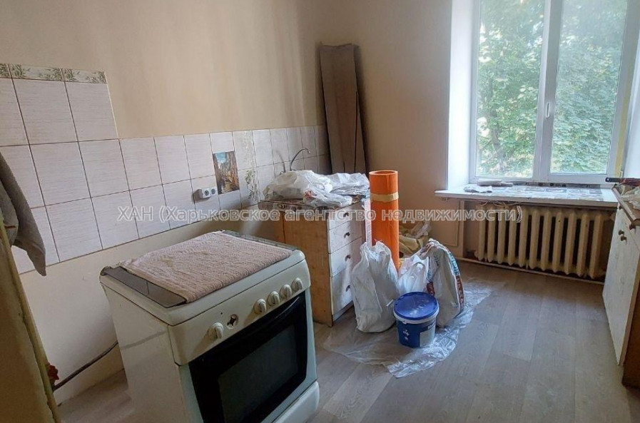 Продам квартиру, Мироносицкая ул. , 1  ком., 55.50 м², частичный ремонт 