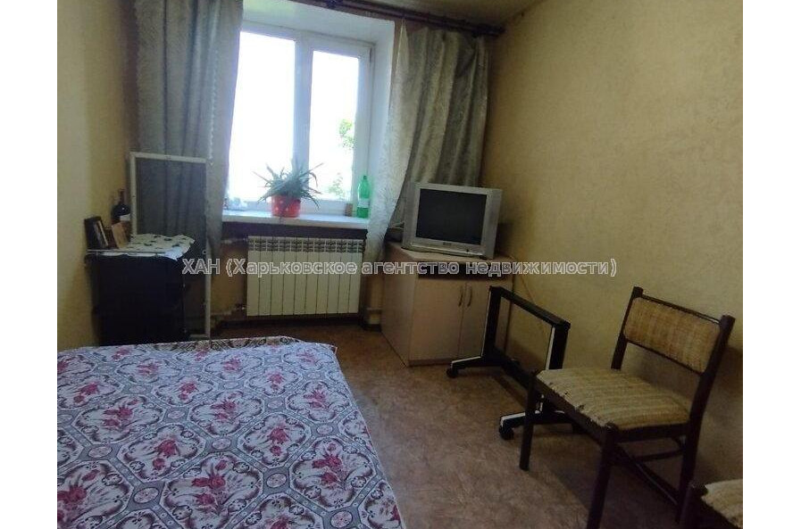 Продам квартиру, Афанасьевская ул. , 6  ком., 13.40 м², косметический ремонт 