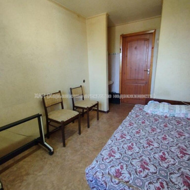 Продам квартиру, Афанасьевская ул. , 6  ком., 13.40 м², косметический ремонт 