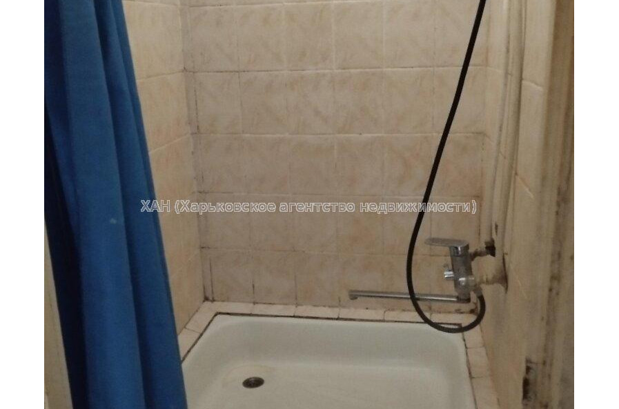 Продам квартиру, Афанасьевская ул. , 6  ком., 13.40 м², косметический ремонт 