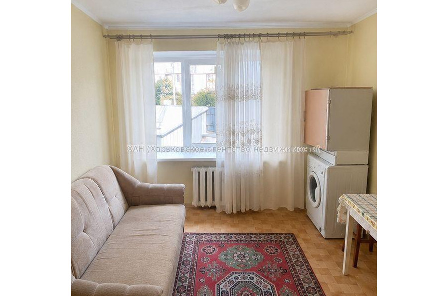 Продам квартиру, Шекспира ул. , 1 кім., 17 м², частичный ремонт 