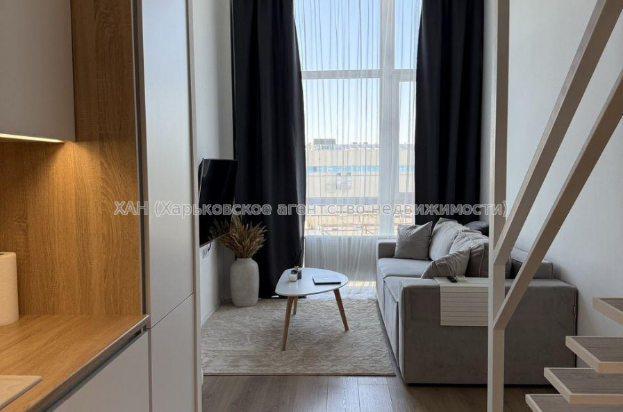 Продам квартиру, Салтовское шоссе , 1 кім., 57 м², авторский дизайн 