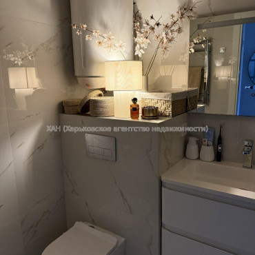 Продам квартиру, Салтовское шоссе , 1 кім., 57 м², авторский дизайн 