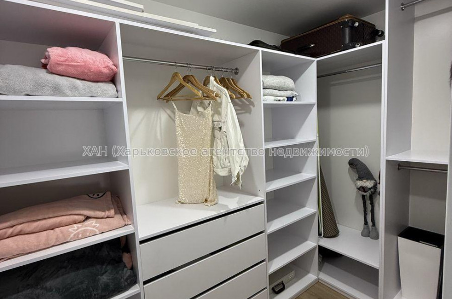 Продам квартиру, Салтовское шоссе , 1 кім., 57 м², авторский дизайн 