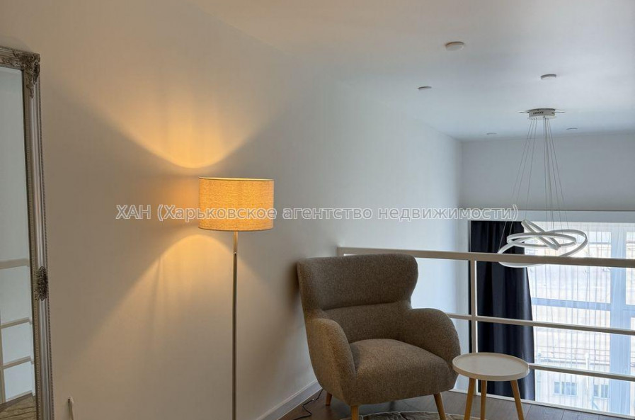 Продам квартиру, Салтовское шоссе , 1 кім., 57 м², авторский дизайн 