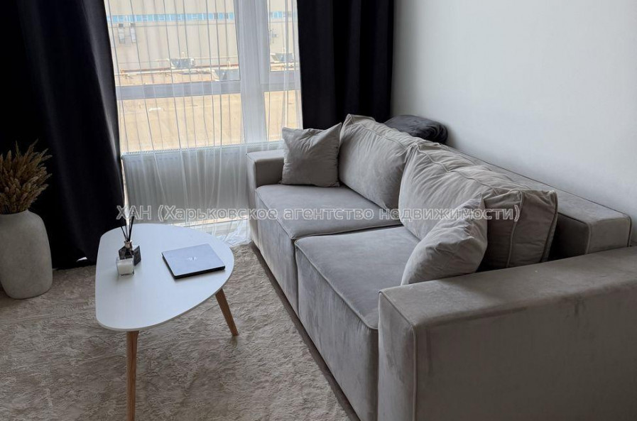 Продам квартиру, Салтовское шоссе , 1 кім., 57 м², авторский дизайн 
