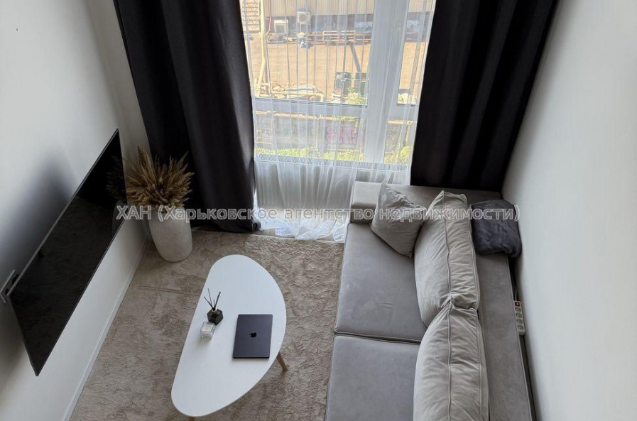 Продам квартиру, Салтовское шоссе , 1 кім., 57 м², авторский дизайн 
