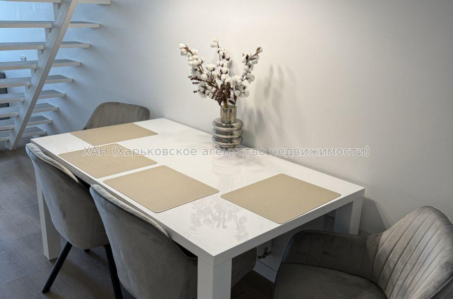 Продам квартиру, Салтовское шоссе , 1 кім., 57 м², авторский дизайн 