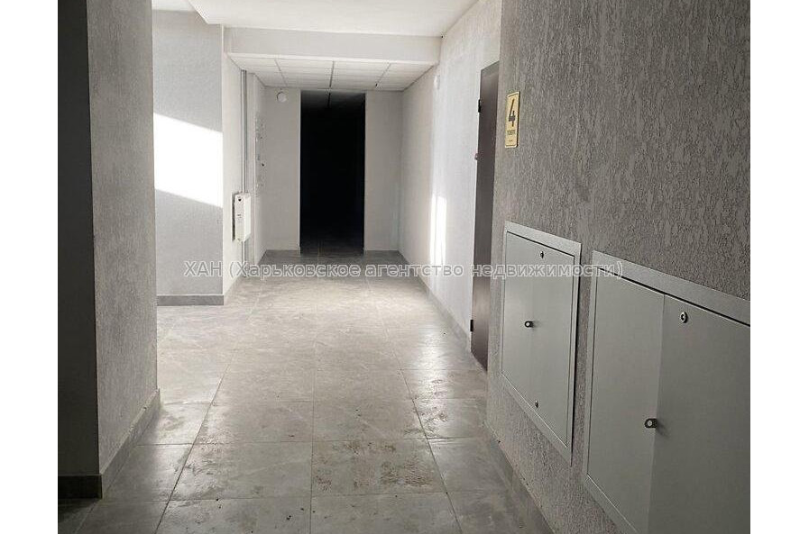 Продам квартиру, Полтавский Шлях ул. , 1  ком., 42.70 м², без внутренних работ 