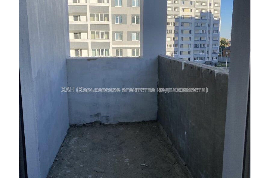 Продам квартиру, Полтавский Шлях ул. , 1  ком., 42.70 м², без внутренних работ 
