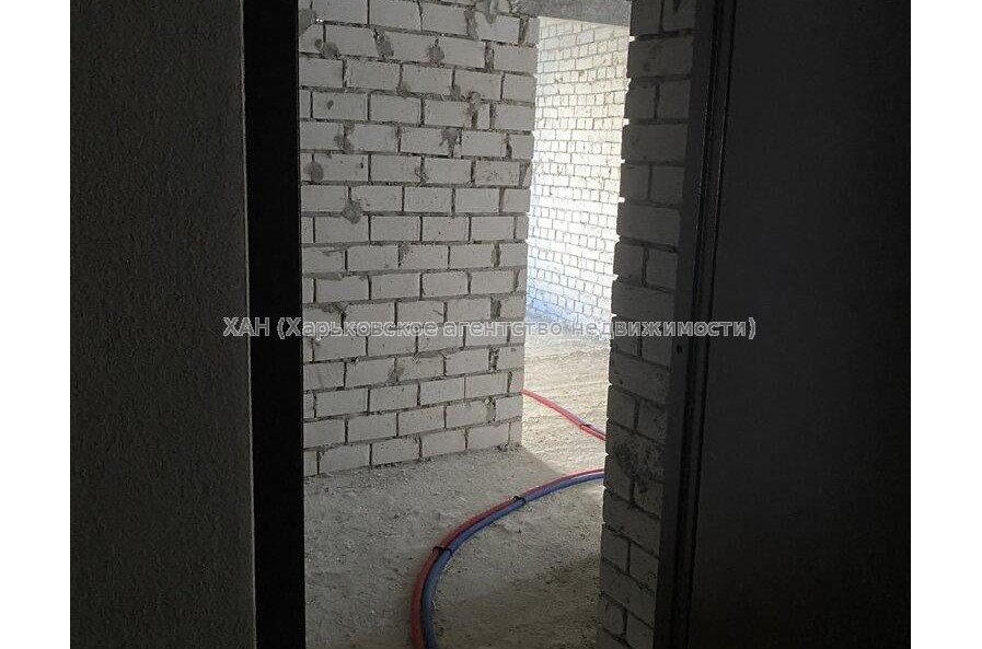 Продам квартиру, Полтавский Шлях ул. , 1  ком., 42.70 м², без внутренних работ 