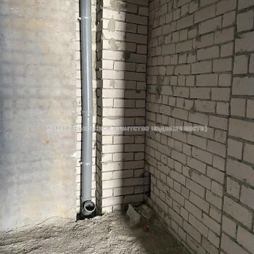 Продам квартиру, Полтавский Шлях ул. , 1  ком., 42.70 м², без внутренних работ 